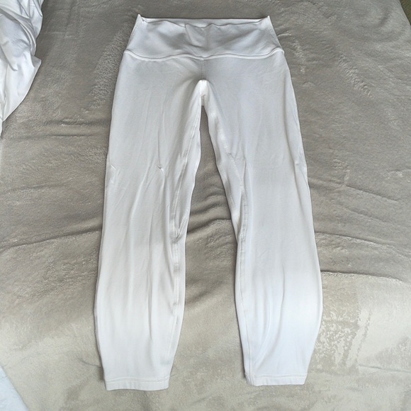 White Lulu Lemon leggings Size 6 - Picture 1 of 3